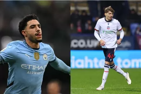 رحلة من إنجلترا إلى مصر.. صدفة تجمع بين مرموش ومحترف بولتون قبل المهمة الدولية